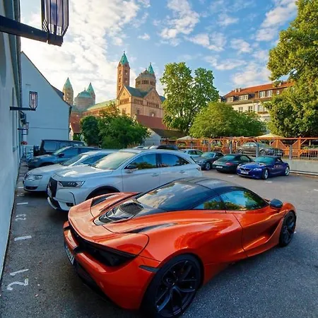 Szálloda Domhof 4*
