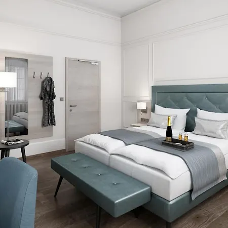 Domhof Szálloda 4*