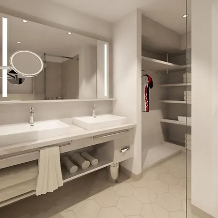 Domhof 4* Špýr
