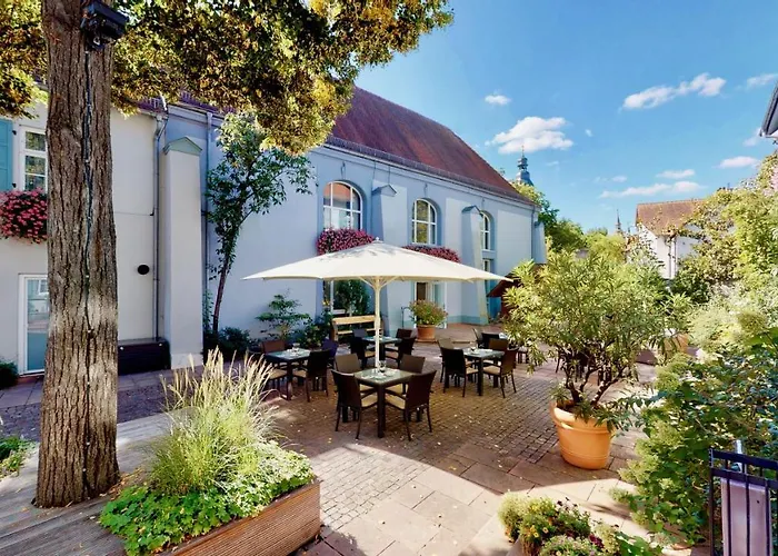 Domhof Hotel 4*